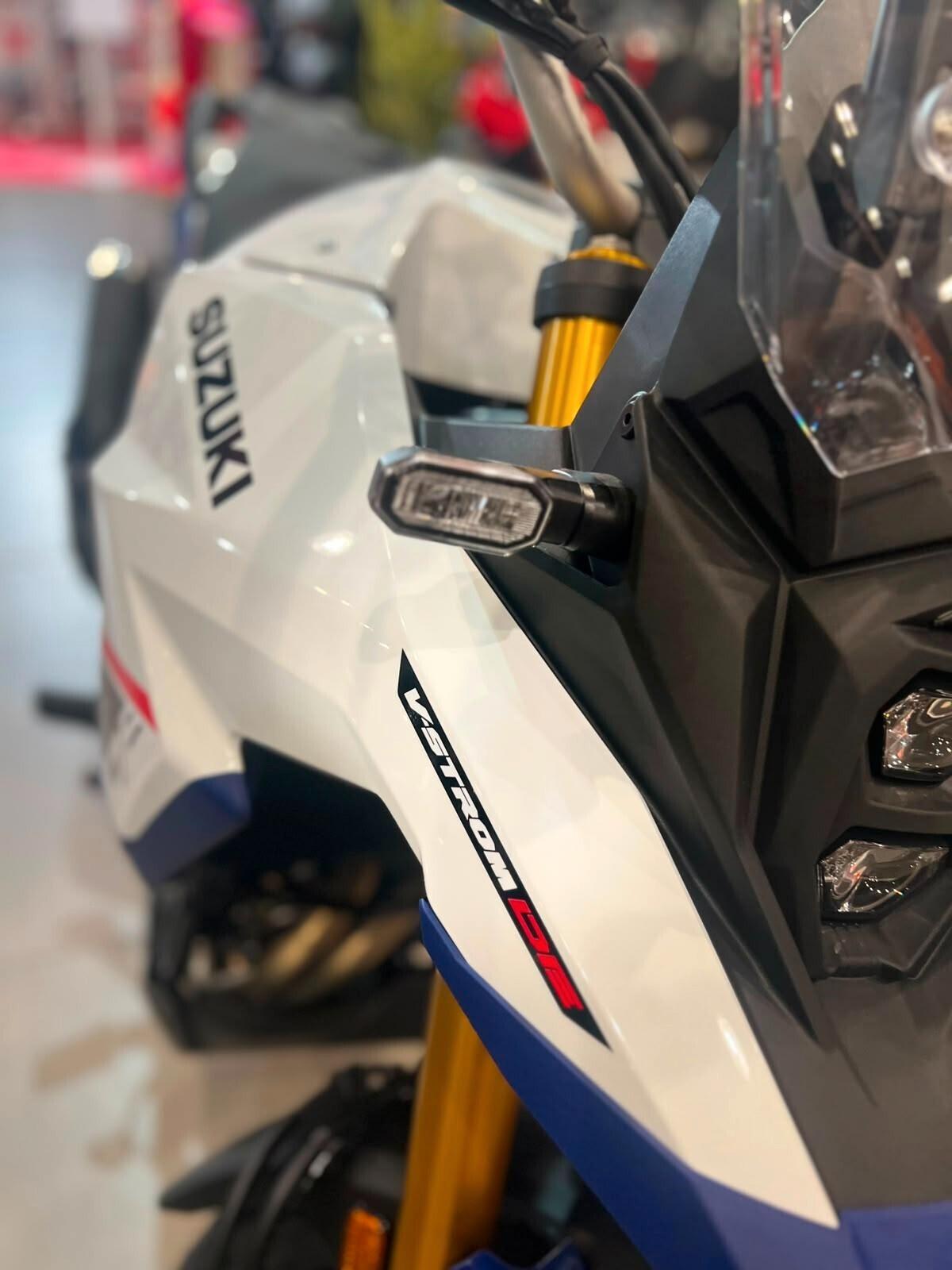 Suzuki V Strom DL 800 DE