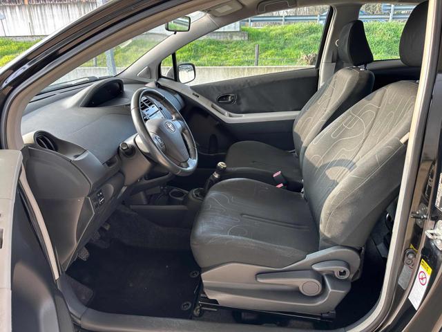 TOYOTA Yaris 1.0 3 porte OK NEPATENTATI BLUETHOOT