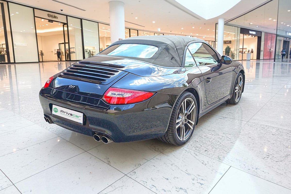 PORSCHE 911 Carrera Cabriolet Black Edition