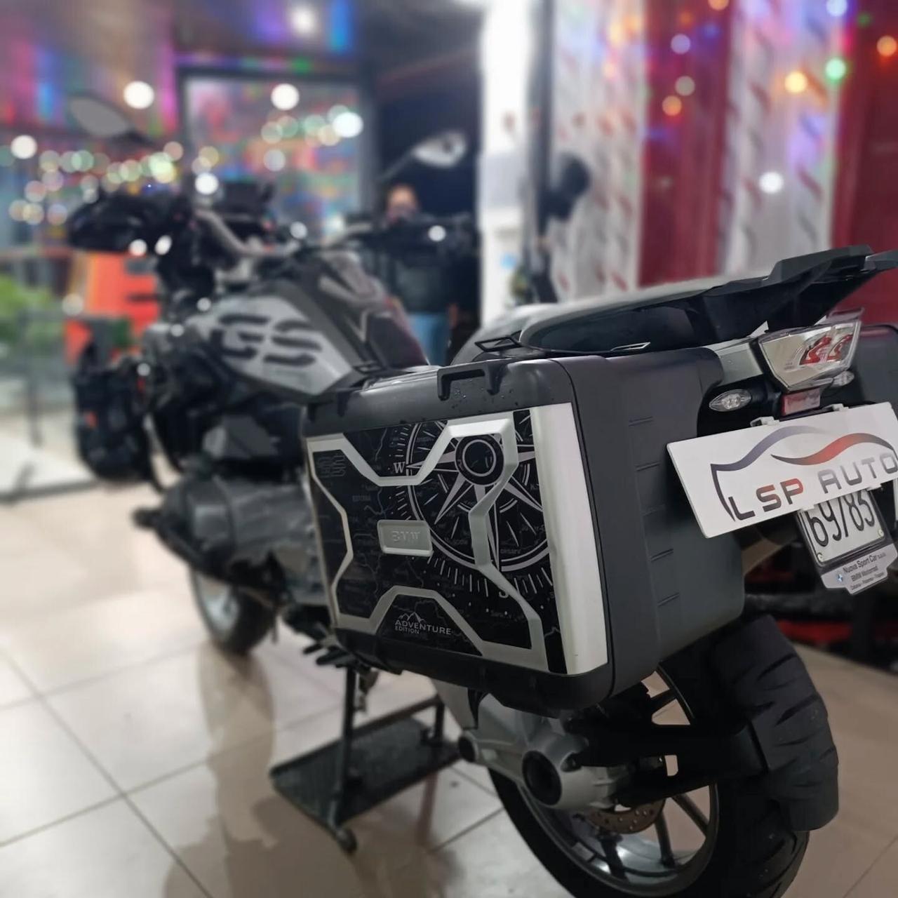 Bmw R 1250 GS AKRAPOVIC C/VENDITA