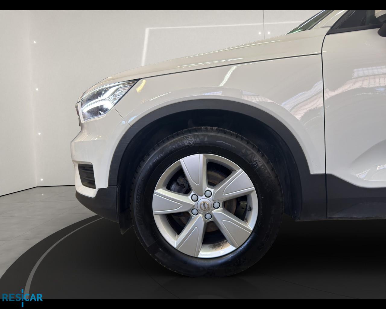VOLVO XC40 N1 1.5 T2 Momentum Pro my21
