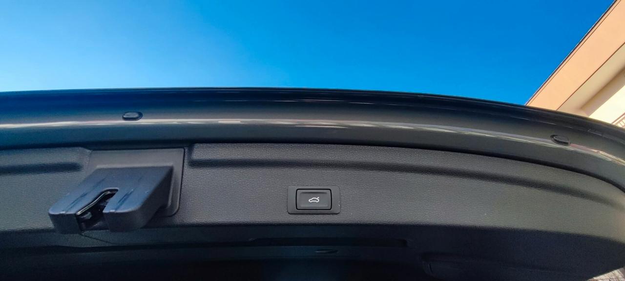 Audi Q3 SBP 35 TDI S TRONIC PLUS 6/2022