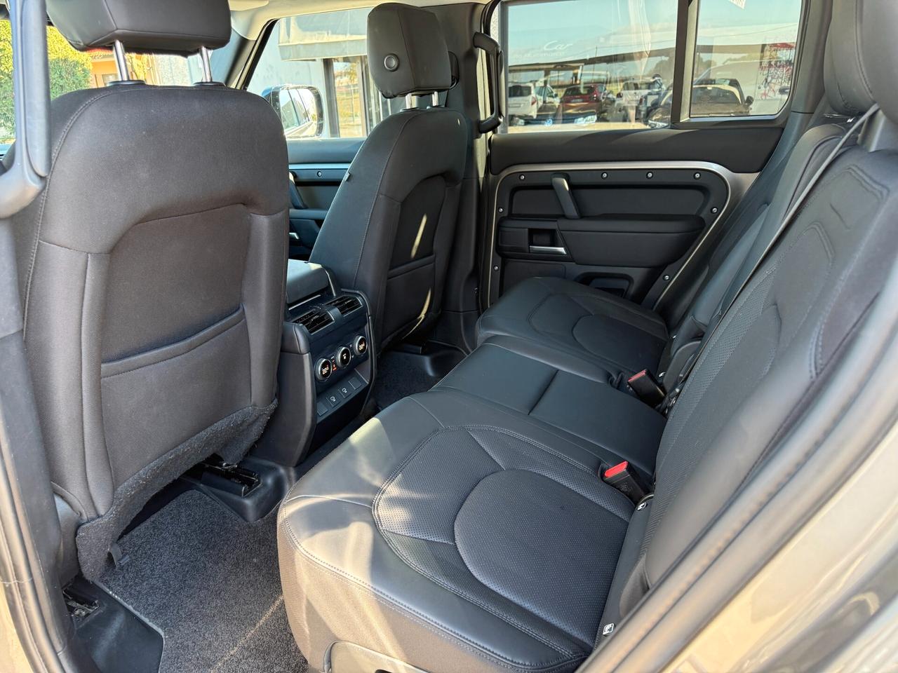 Land Rover Defender 110 3.0d i6 mhev S awd 200cv 7 p 5 ANNI GARANZIA