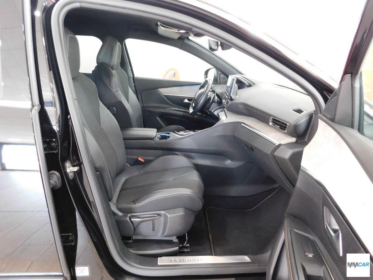 PEUGEOT - 5008 - BlueHDi 130 S&S EAT8 GT