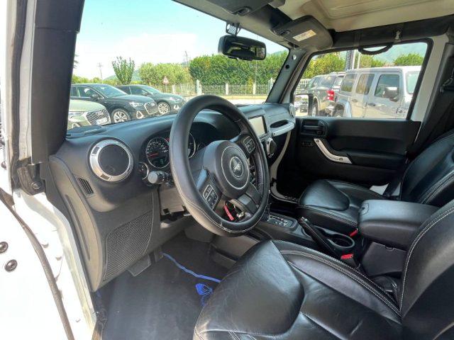 JEEP Wrangler Unlimited 2.8 CRD DPF Sahara Auto