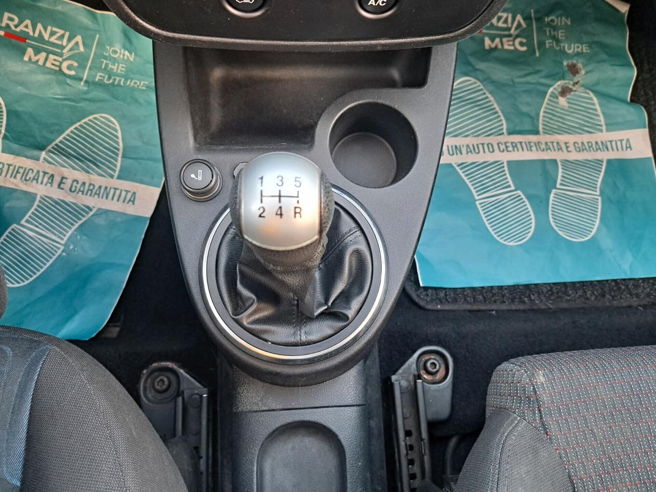 Ford Fiesta 1.6 TDCi , 90CV 5p. Ghia/ OK NEOPATENTATI