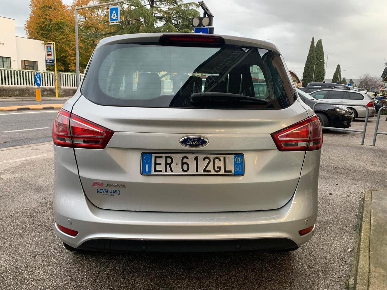 Ford B-Max 1.6 TDCi 95 CV Neopatentati