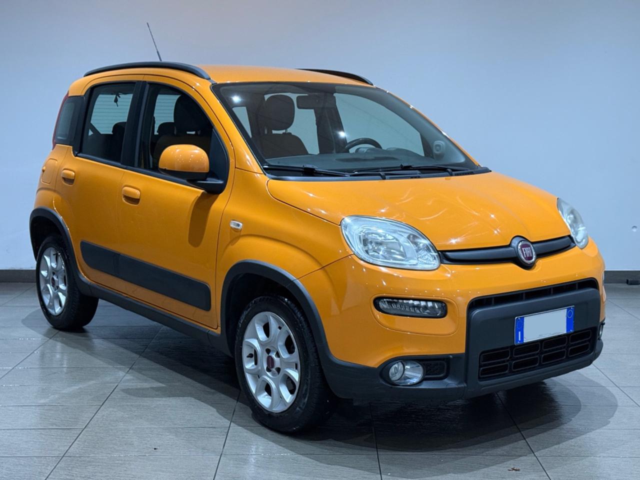 Fiat Panda 0.9 Trekking TwinAir Turbo Metano/Benzina Per Neopatentati
