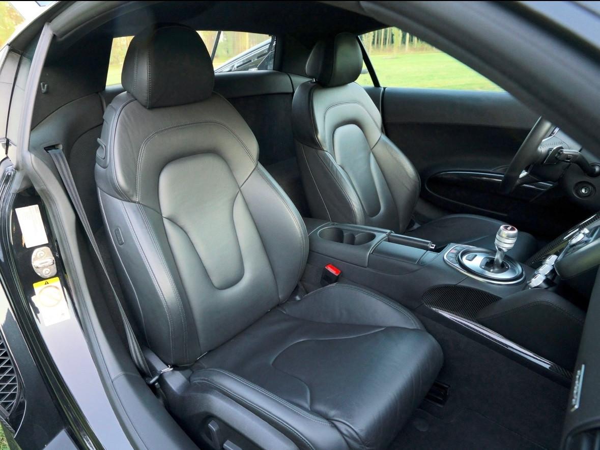 Audi R8 5.2 V10 FSI quattro R tronic