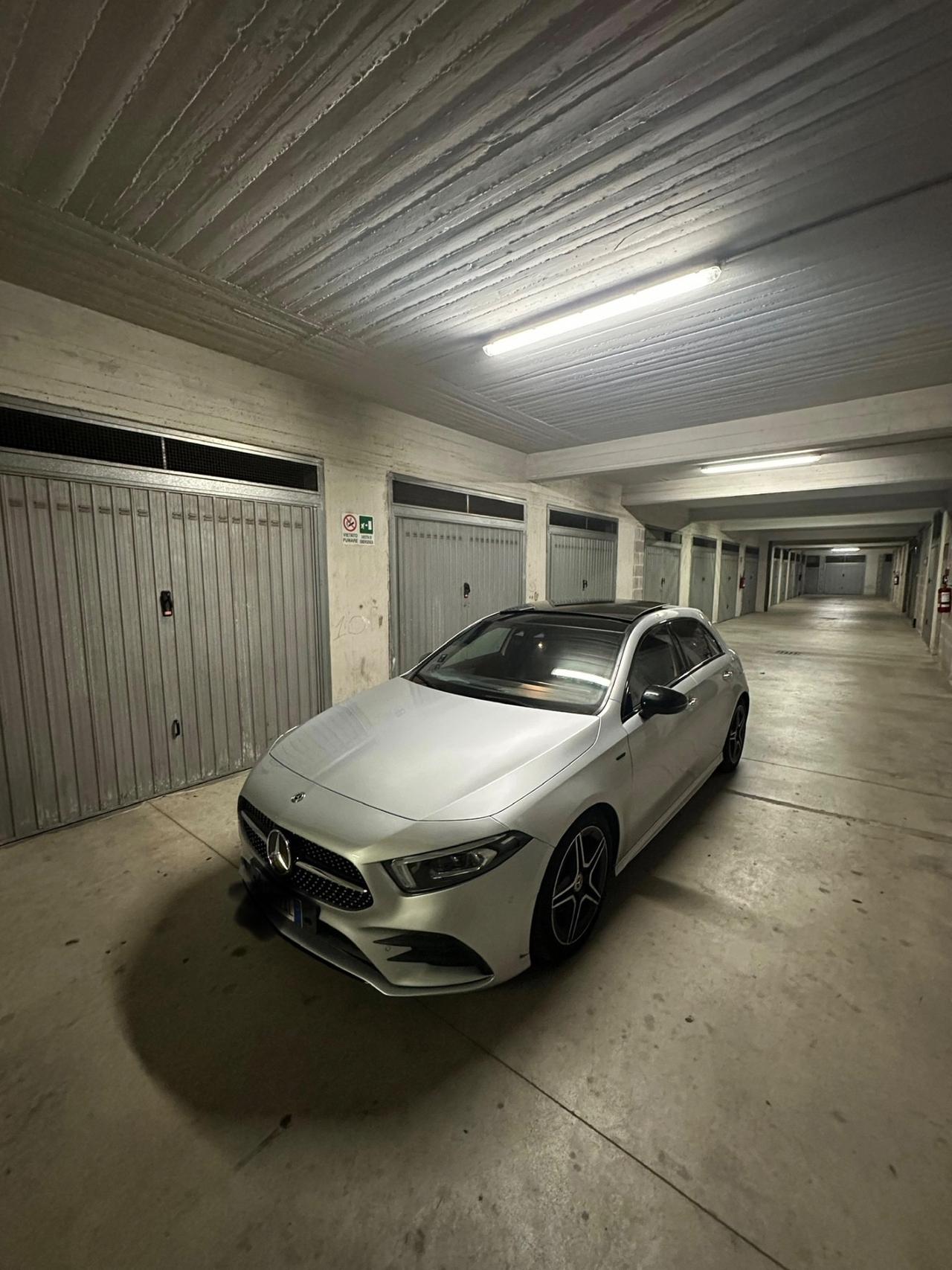 Mercedes-benz A 180 d Automatic Premium AMG