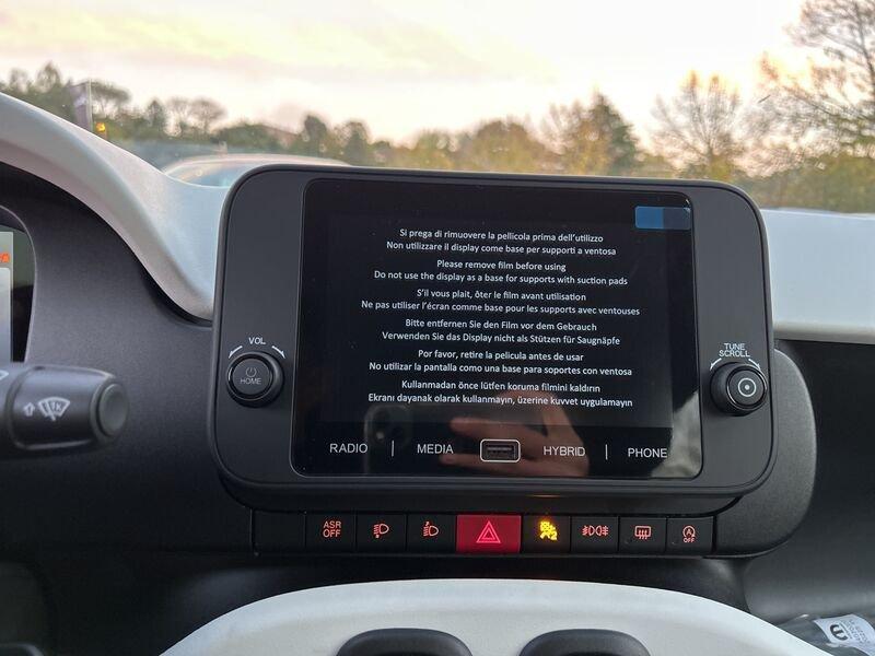 FIAT Panda New 1.0 70cv Hybrid Pandina