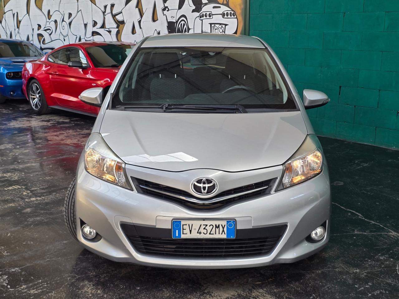 Toyota Yaris 1.4 D-4D 5 porte Lounge