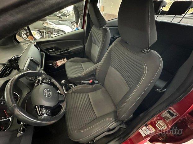 TOYOTA Yaris 3 serie Yaris 1.0 5 porte Trend ...