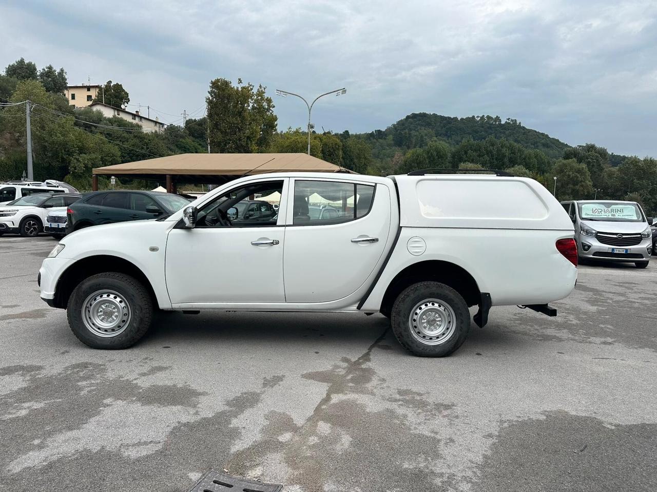 Mitsubishi L200 2.4 DI-D/154CV Double Cab Inform