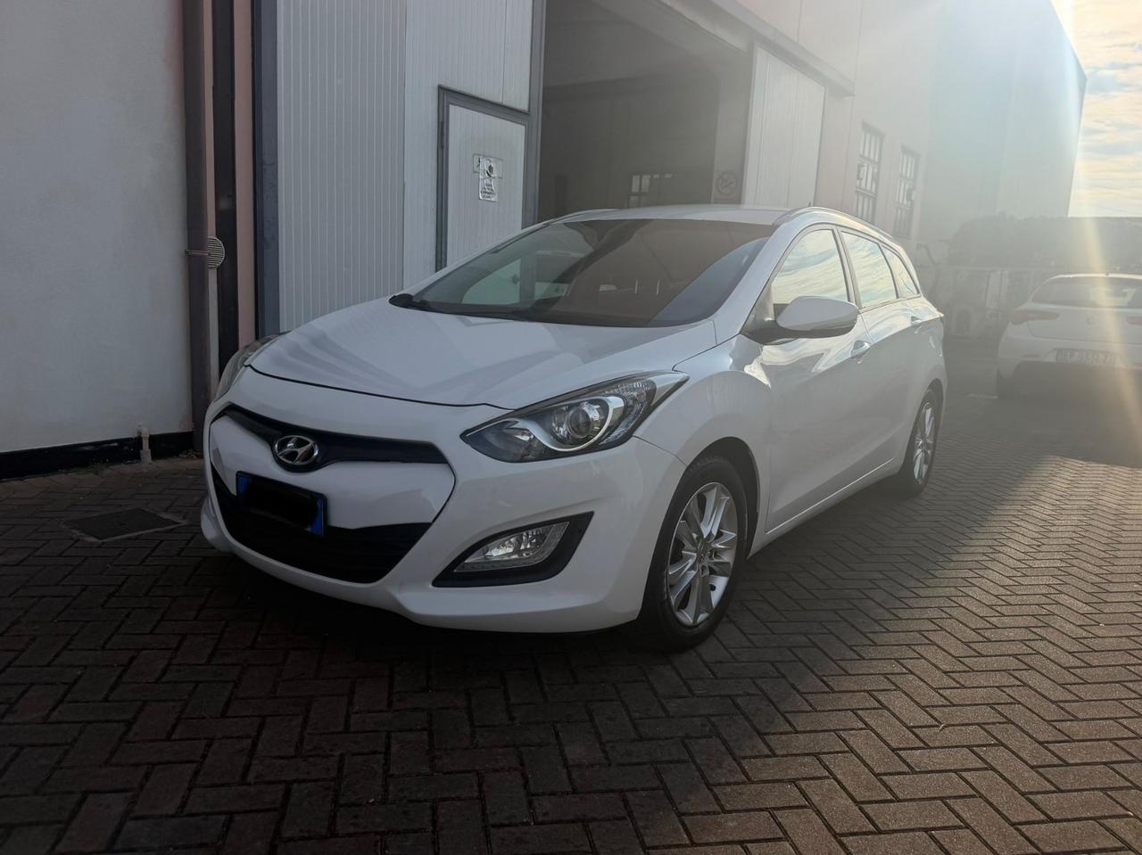 Hyundai i30 Wagon 1.6 Econext Comfort neopatentati