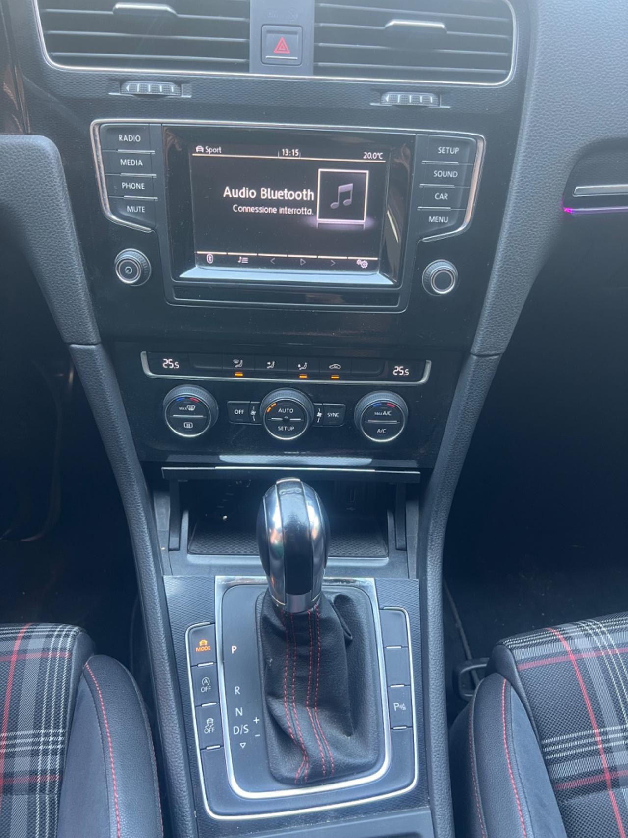 Volkswagen Golf GTI Golf GTI 2.0 TSI DSG 5p. BlueMotion Technology