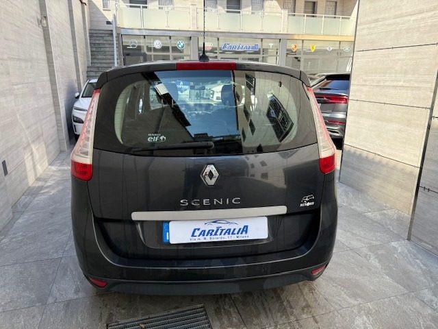 RENAULT Scenic 1.6 16V Dynamique 7POSTI