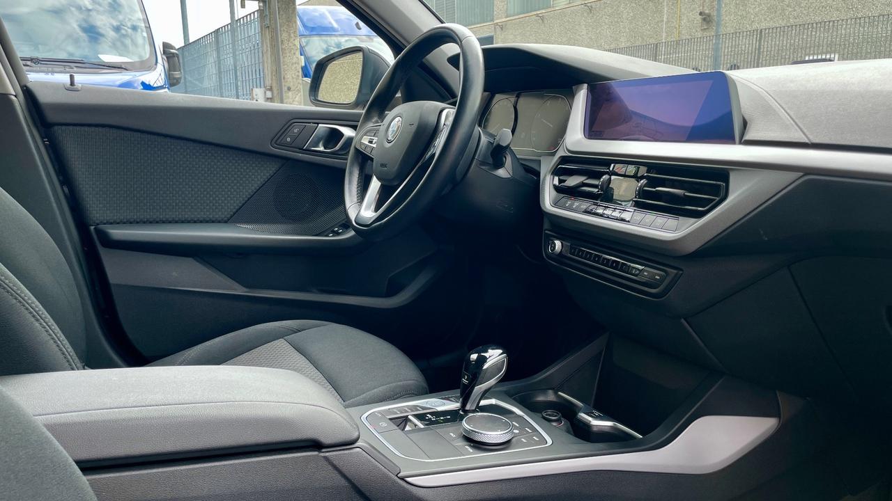 BMW 116 1.5 ADVANTAGE 116CV - CARPLAY, CRUISE CONTROL, NEOPATENTATI