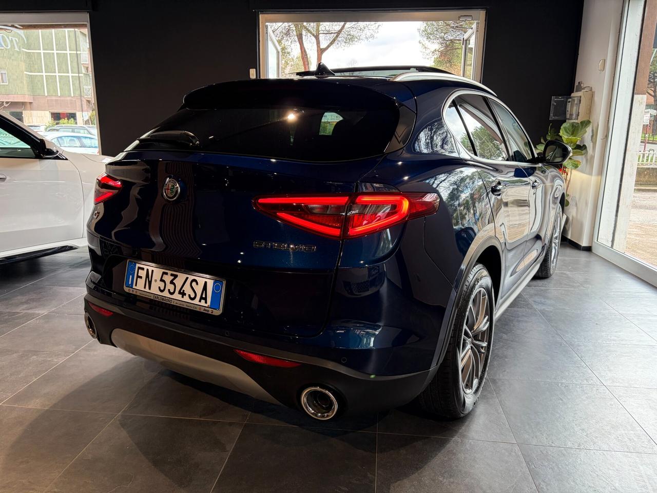 Alfa Romeo Stelvio 2.2 Turbodiesel 210 CV AT8 Q4 Executive