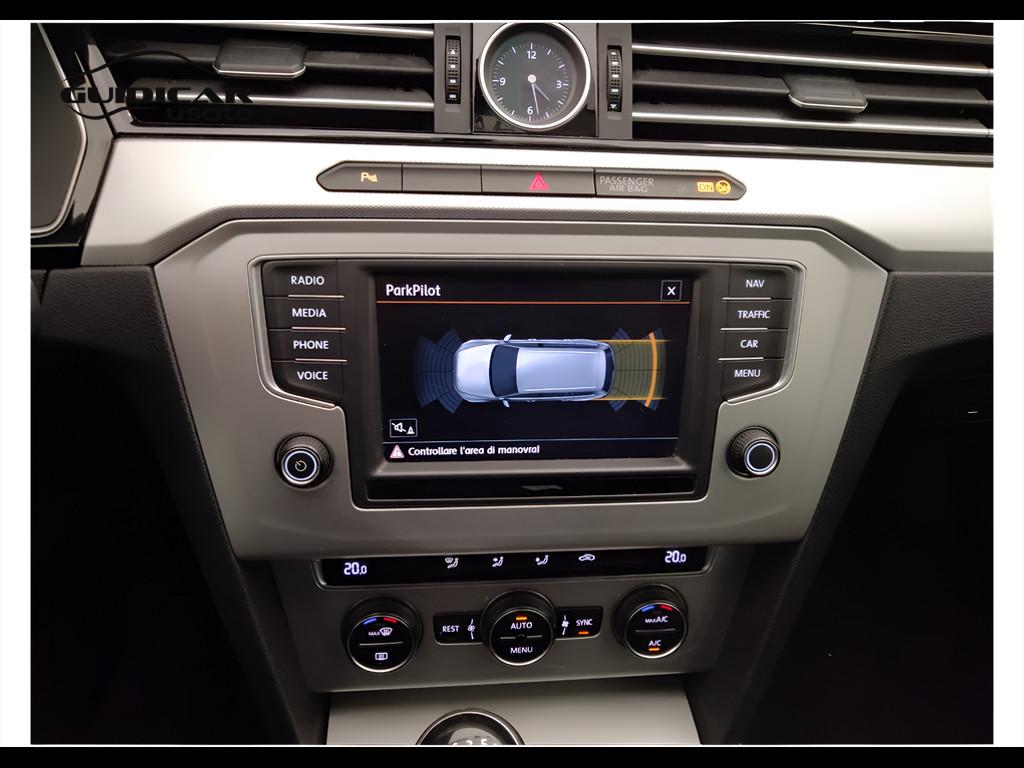 VOLKSWAGEN Passat VIII 2015 Variant - Passat Variant 2.0 tdi Business (