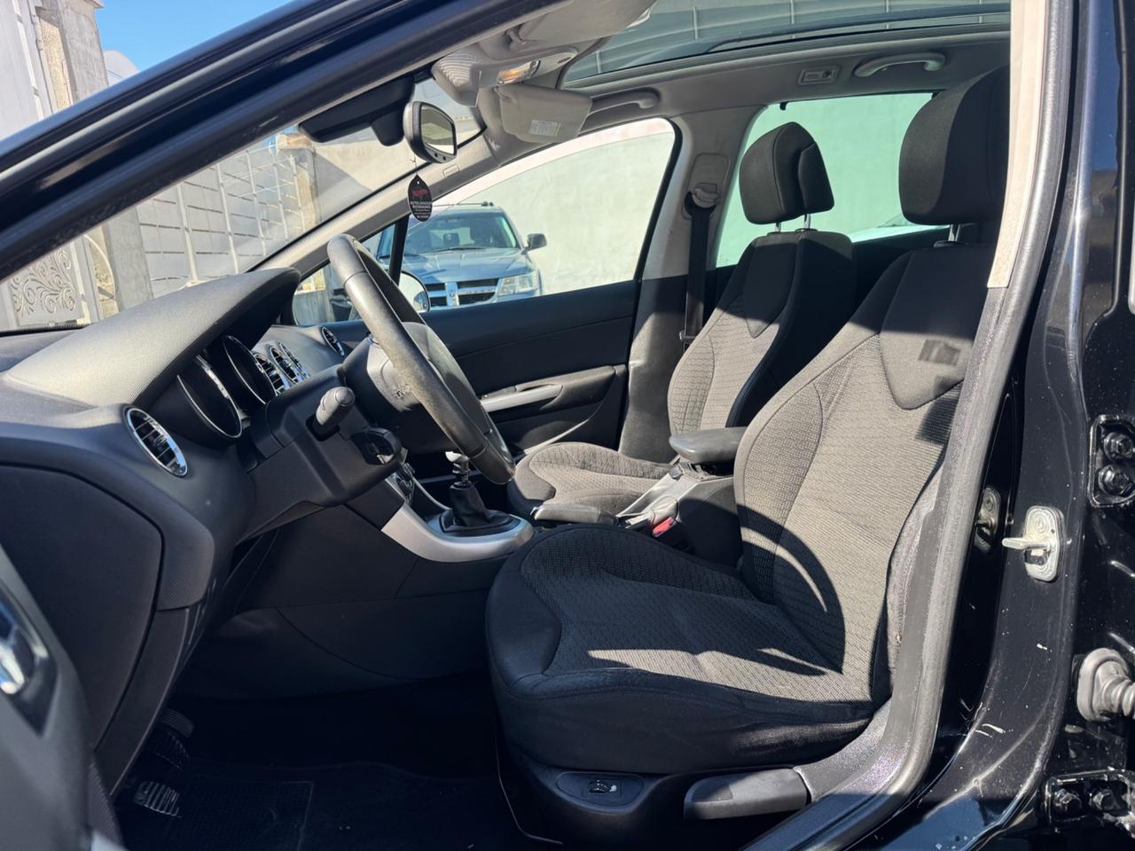 Peugeot 308 SW 2.0 DIESEL 136CV Ciel Féline 2008