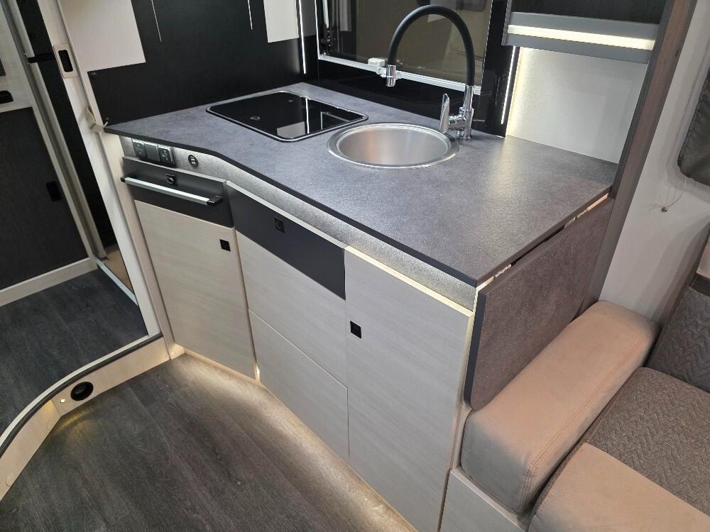 CAMPER CHALLENGER GRAPHITE 260