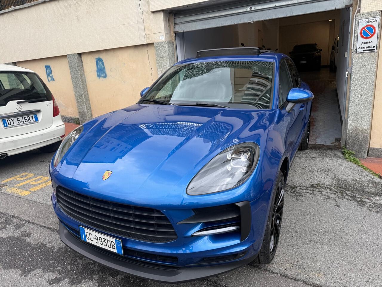 PORSCHE MACAN 2.0 ZAFFIRO CERCHI 21 TETTO SCARICHI