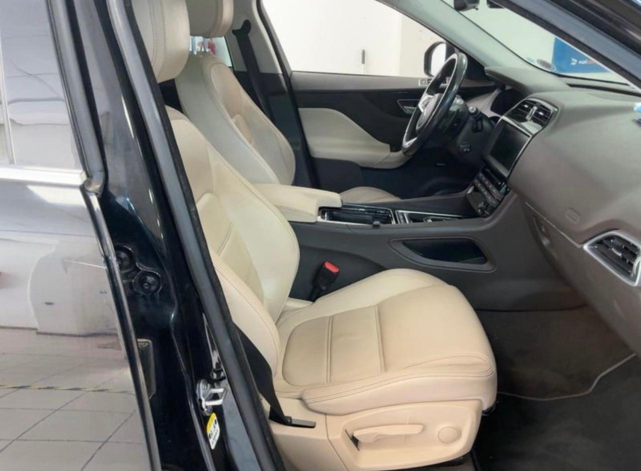 Jaguar F-Pace 2.0 D 180 CV AWD aut. Prestige