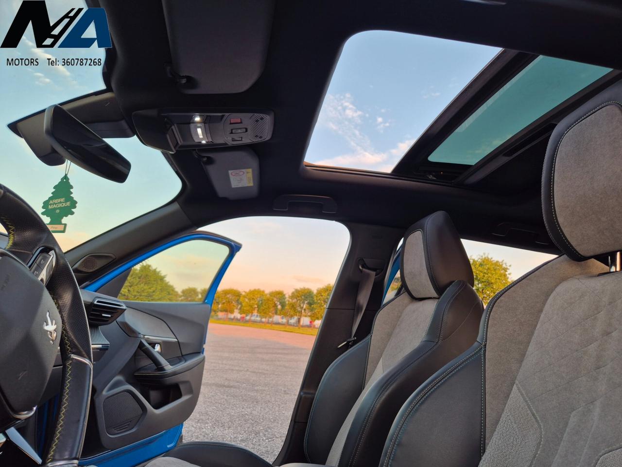 Peugeot 2008 motore elettrico 136 CV GT Line SI NEOPATENTATI