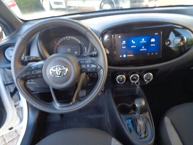 Toyota Aygo X 1.0 VVT-i 72 CV 5 porte Active S-CVT NO VINCOLO DI FINANZIAMENTO km 7000