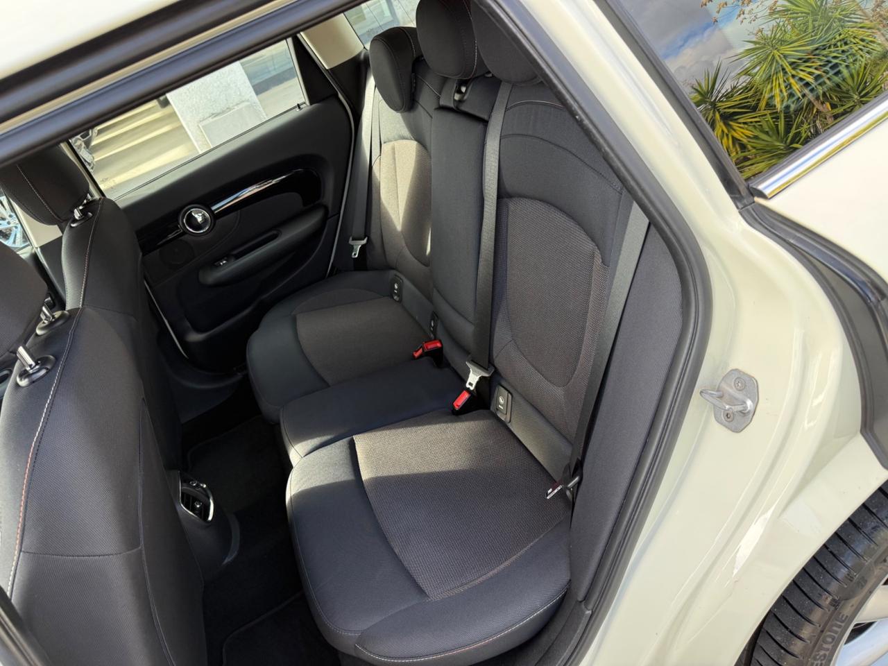 Mini Cooper D Clubman 2.0 Hype