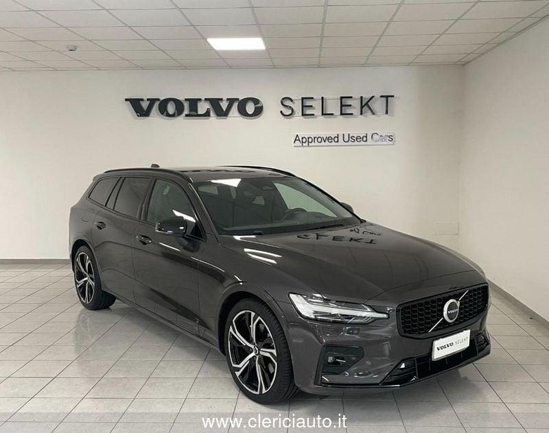 Volvo V60 B4 (d) automatico Plus Dark