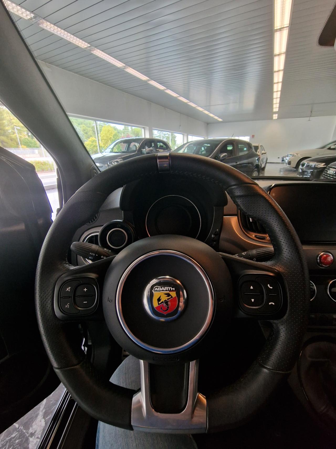 Abarth 595 1.4 Turbo T-Jet 165 CV Turismo