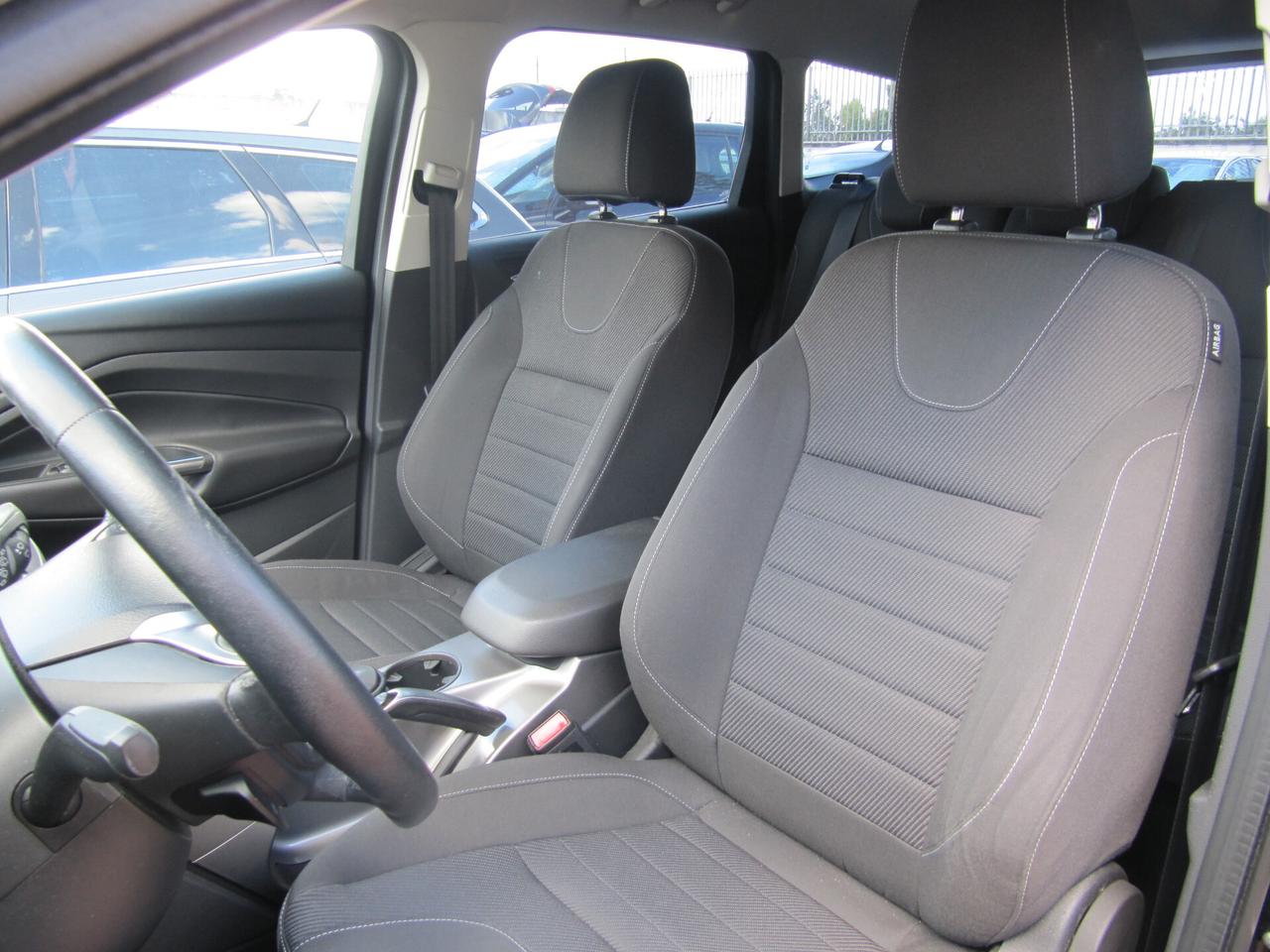 Ford Kuga 2.0 TDCI 115 CV 2WD Titanium