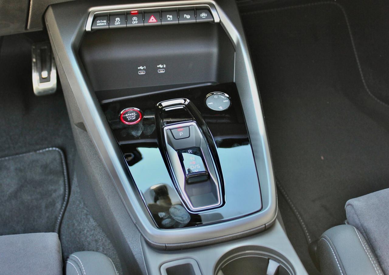 Audi S3 SB TFSI QUATTRO STR TETTO APRIBILE PANORAMICO BAULE ELETTRICO