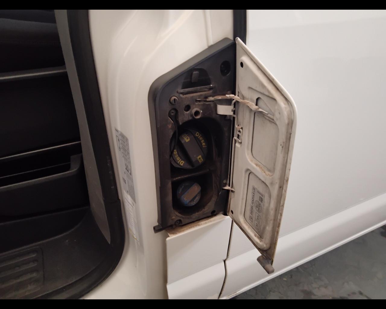 VOLKSWAGEN T6.1 Caravelle 32 - T6.1 Caravelle 2.0 tdi 150cv 3.2t 4motion Comfortline p.l. d