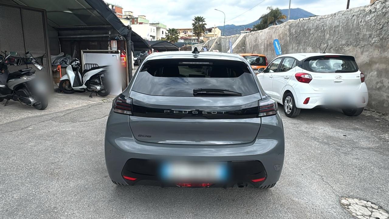 Peugeot 208 PureTech 100 5 porte Allure 2025 USATO