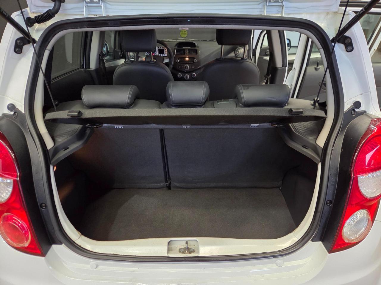 Chevrolet Spark 1.0 LT