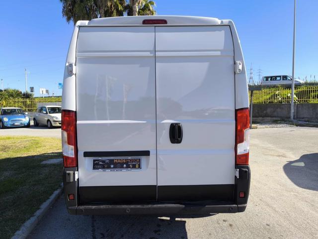 PEUGEOT Boxer 333 2.2 BlueHDi 140 S&S PC-TM Furgone