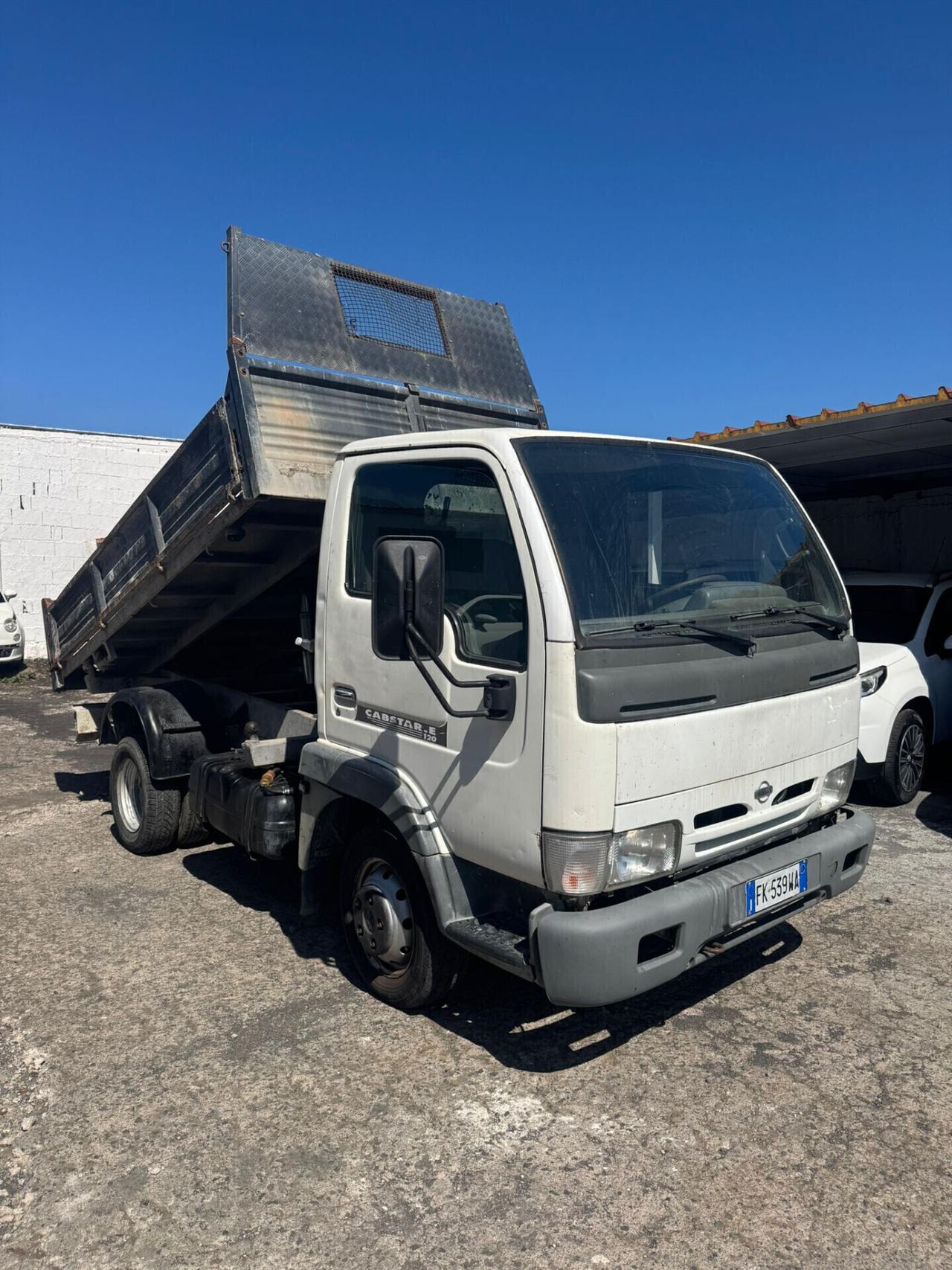 NISSAN CABSTAR E 120 RIBALTABILE 3 LATERALE ANNO 2003
