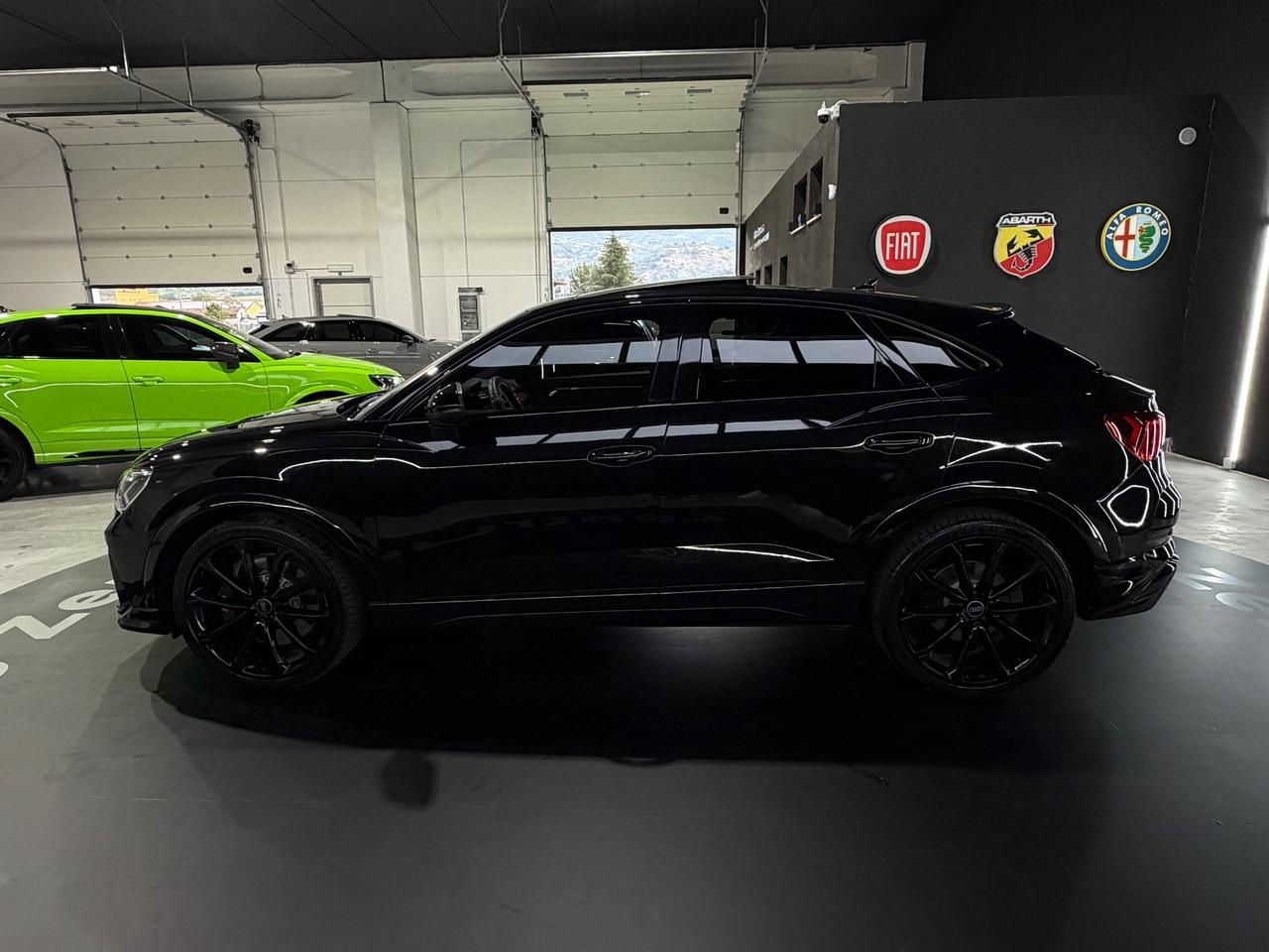 Audi Q3 RS quattro S tronic