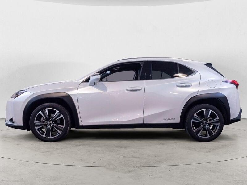 Lexus UX 2019 250h 2.0 Executive 2wd cvt