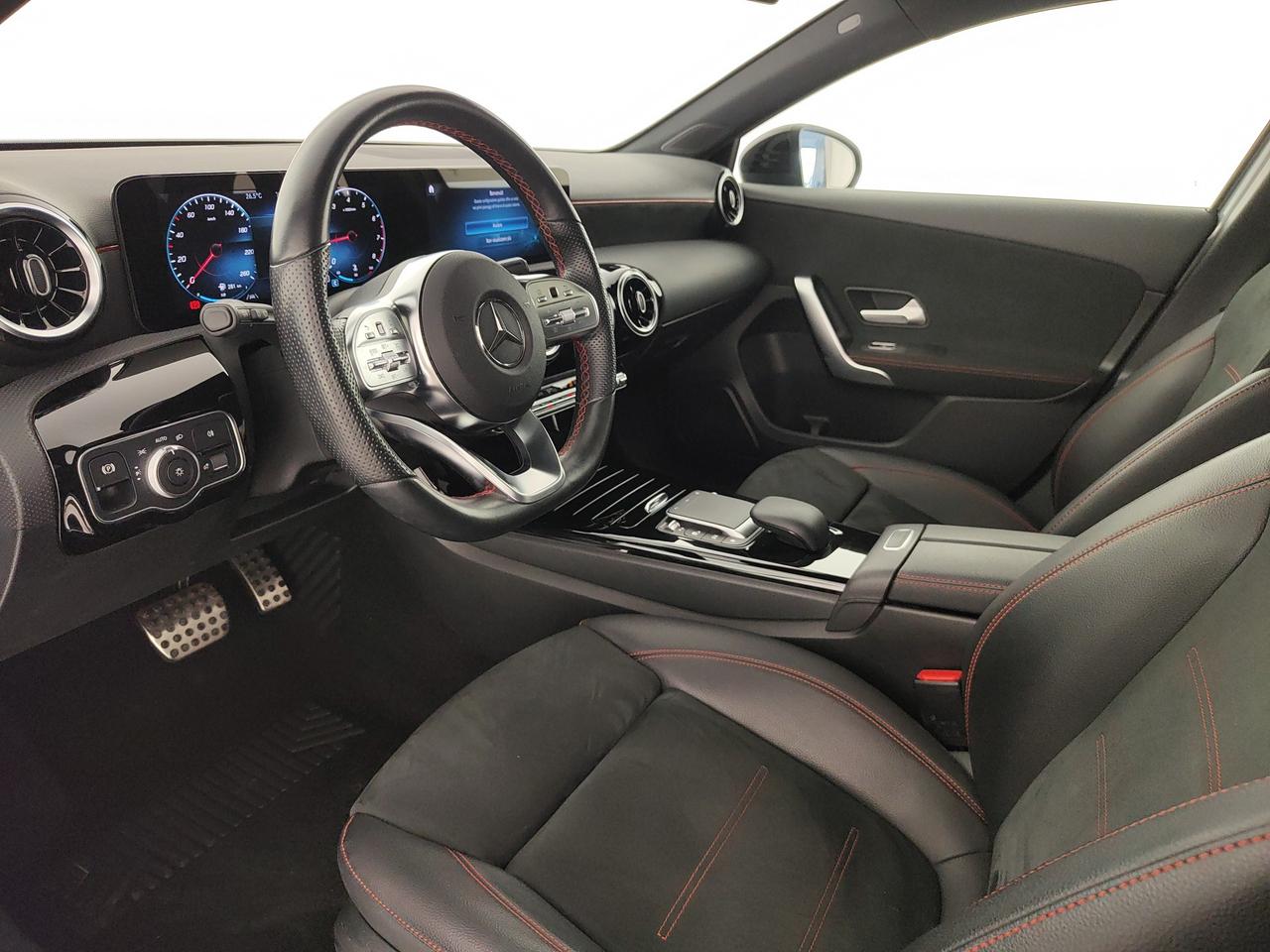 Mercedes-Benz A 200 Premium auto