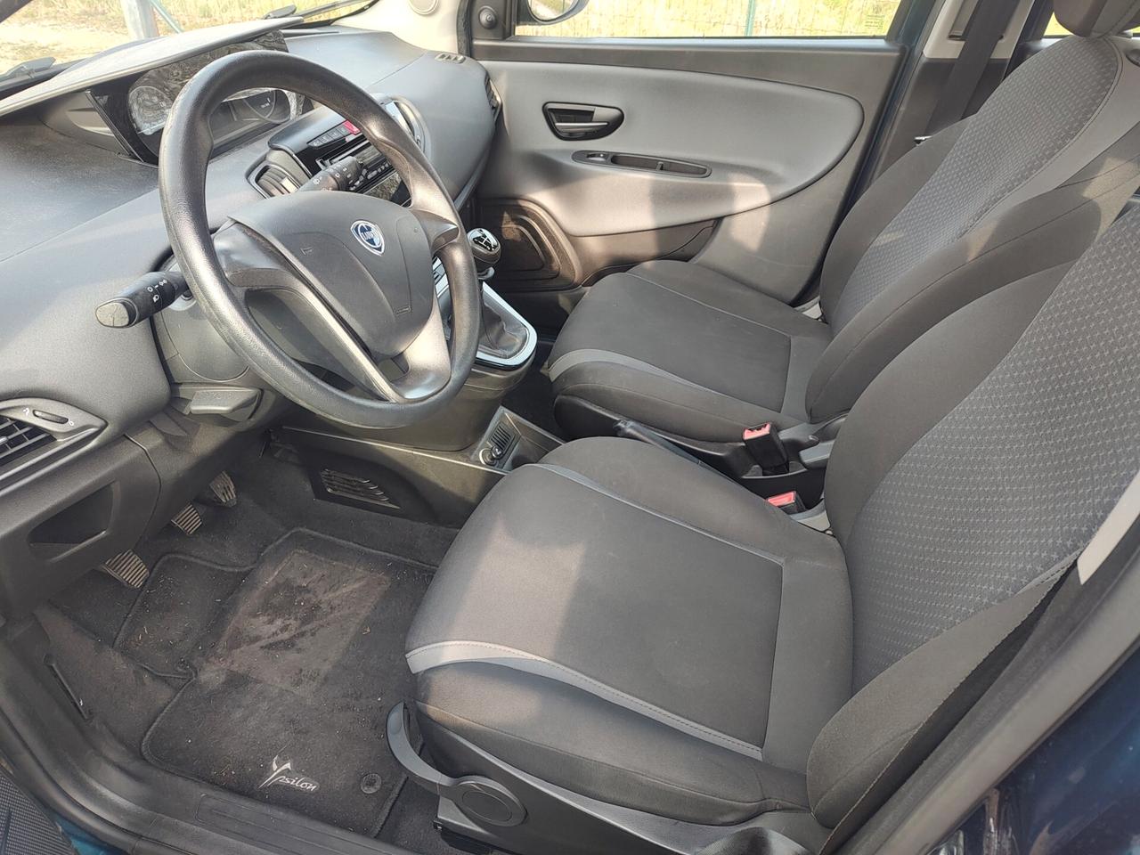 Lancia Ypsilon 1.2 69 CV 5 2016