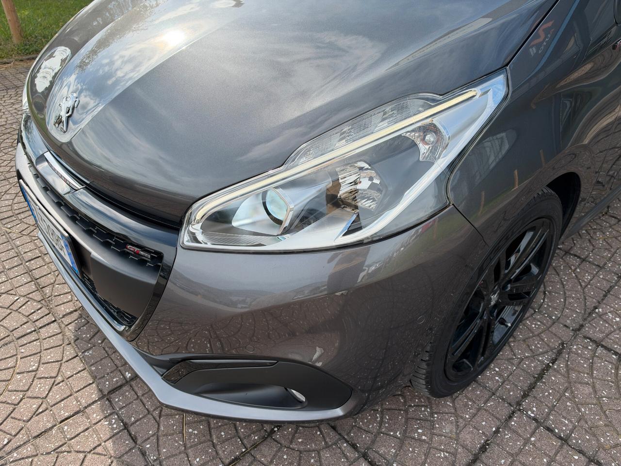 Peugeot 208 Turbo 110 EAT6 S&S 5 porte GT Line