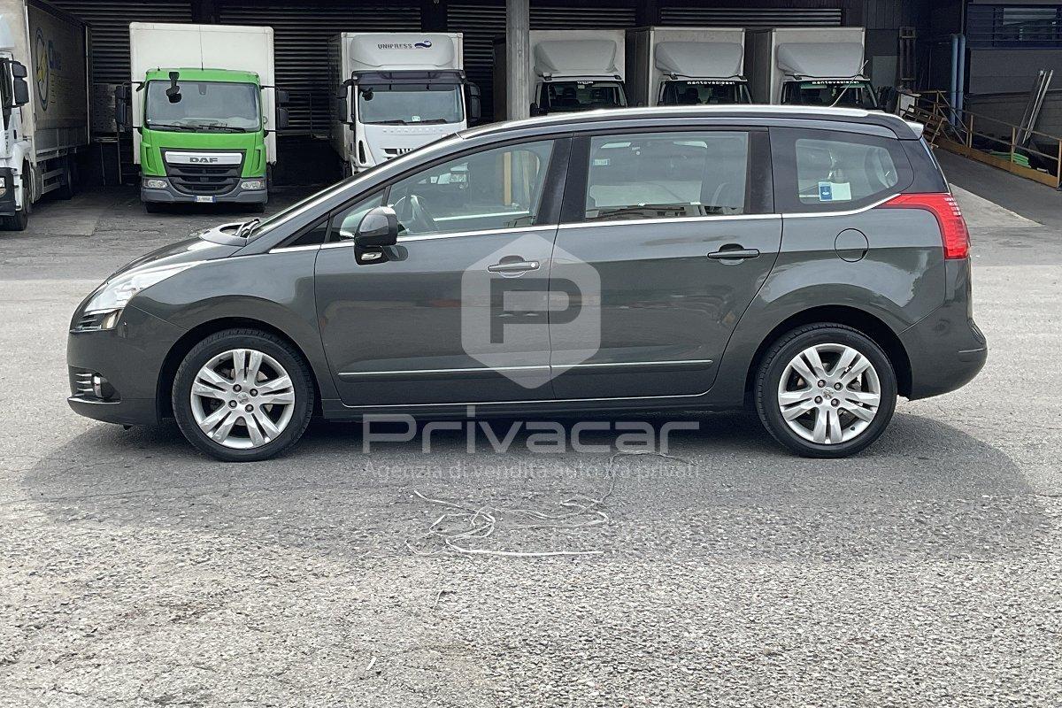 PEUGEOT 5008 1.6 HDi 115CV Active