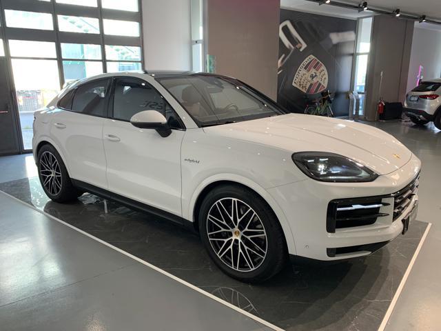 PORSCHE Cayenne Coupé 3.0 V6 E-Hybrid