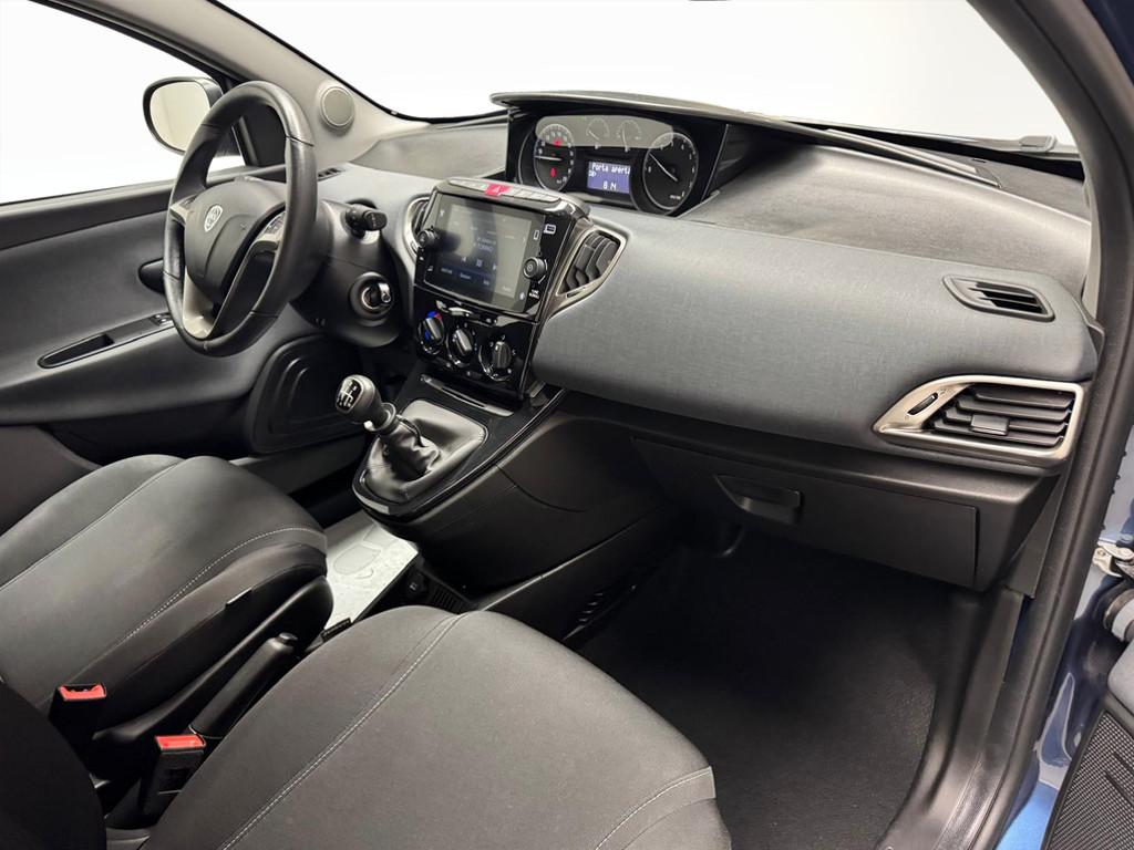 LANCIA Ypsilon III 2021 - Ypsilon 1.0 firefly hybrid Gold s&s 70cv