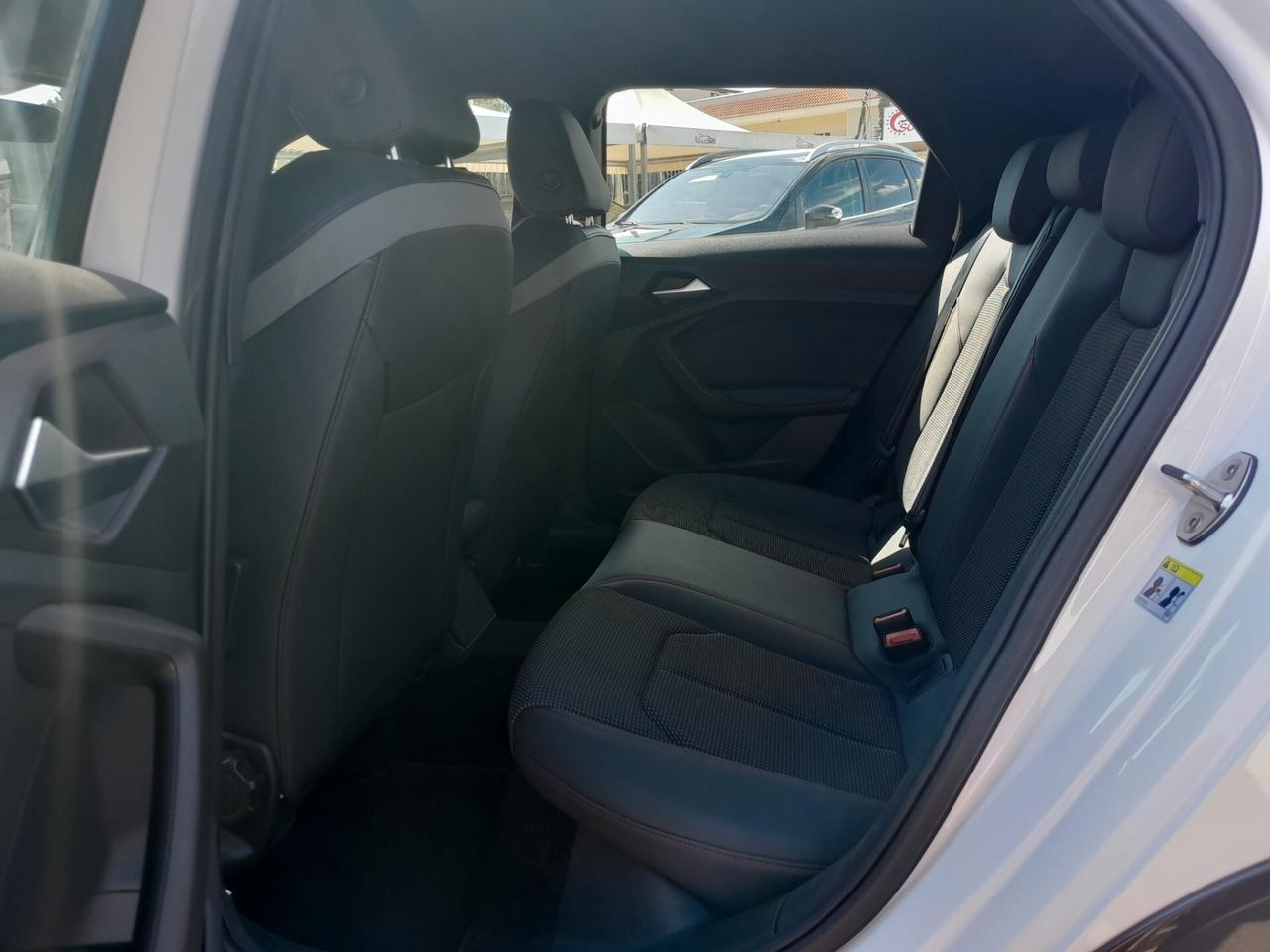 Audi A1 citycarver 25 TFSI Admired