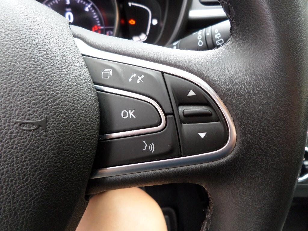 RENAULT KADJAR 1.5 DCI 115CV BLUE BUSINESS EDC - Park-Camera-Navi-Lega 17"